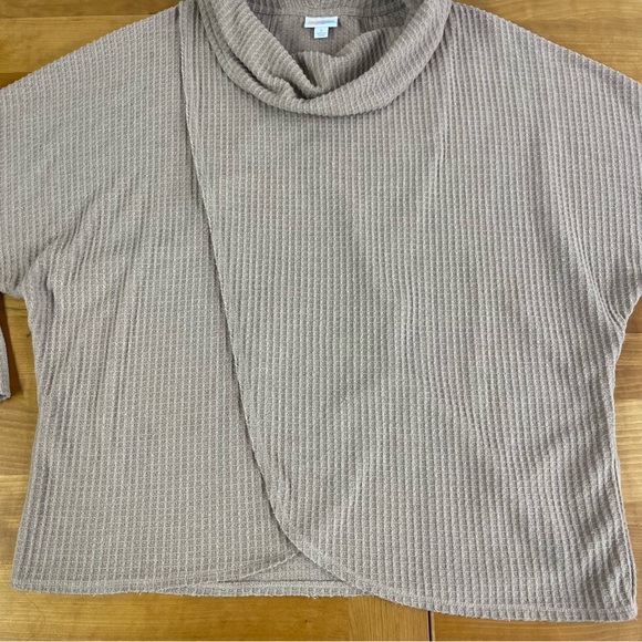 Lularoe Kristen waffle knit cowl neck with crisscross front Large - Picture 7 of 11